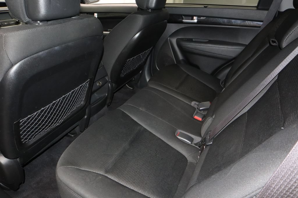 Used 2015 Kia Sorento LX FWD image 21