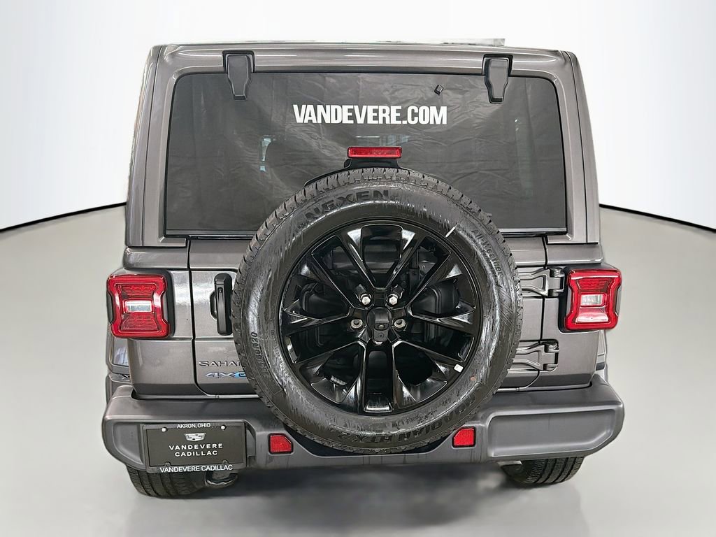 Used 2025 Jeep Wrangler Unlimited Sahara image 3