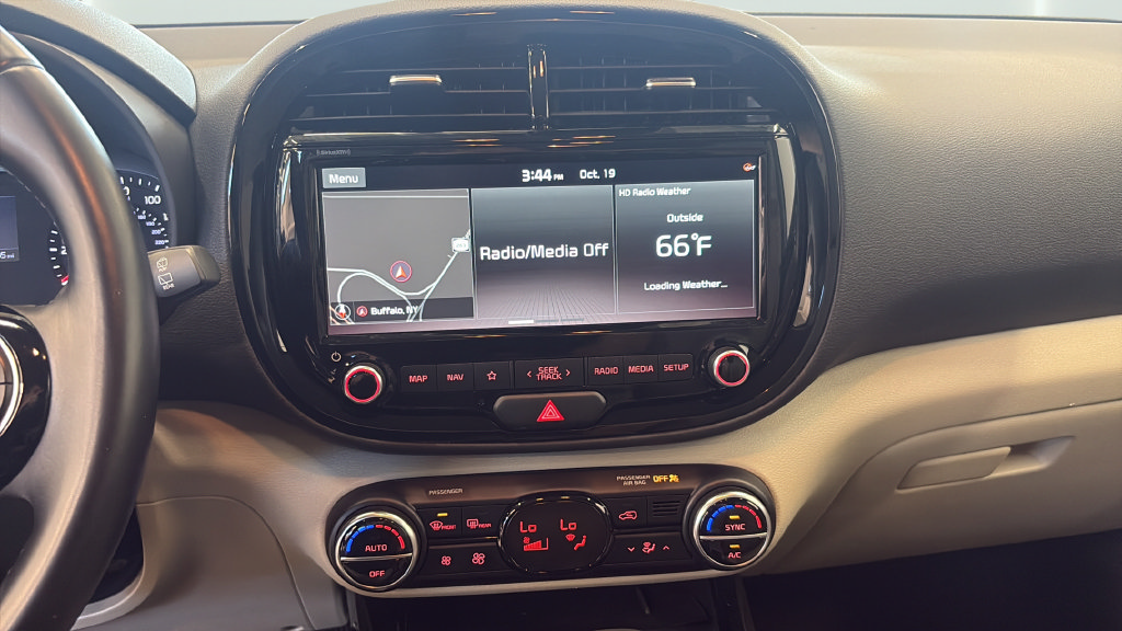 Used 2020 Kia Soul EX FWD image 13