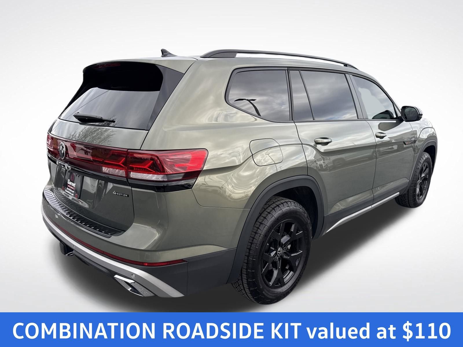 Certified 2025 Volkswagen Atlas Peak Edition SE image 5