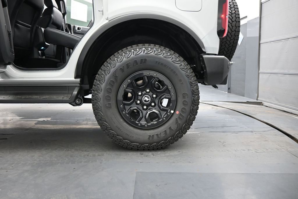 New 2026 Ford Bronco Outer Banks w/ Sasquatch Package AWD/4WD image 20
