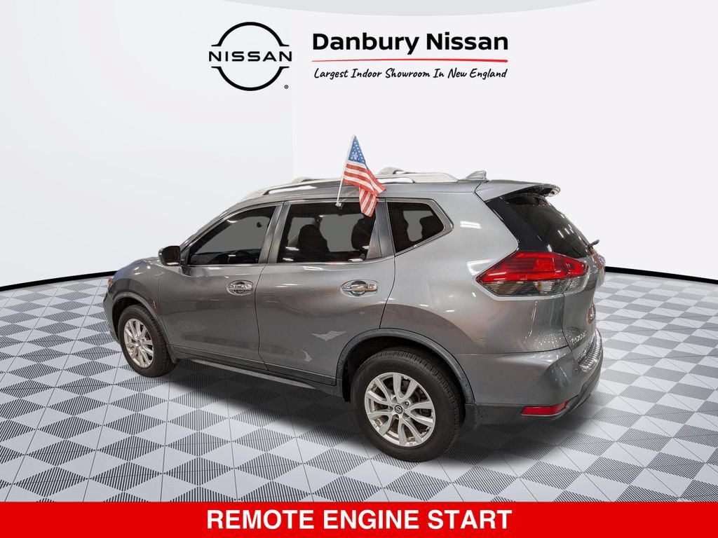 Used 2017 Nissan Rogue SV AWD/4WD image 5