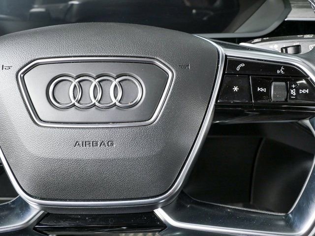 Certified 2022 Audi e-tron Premium Plus w/ Premium Plus Package image 11