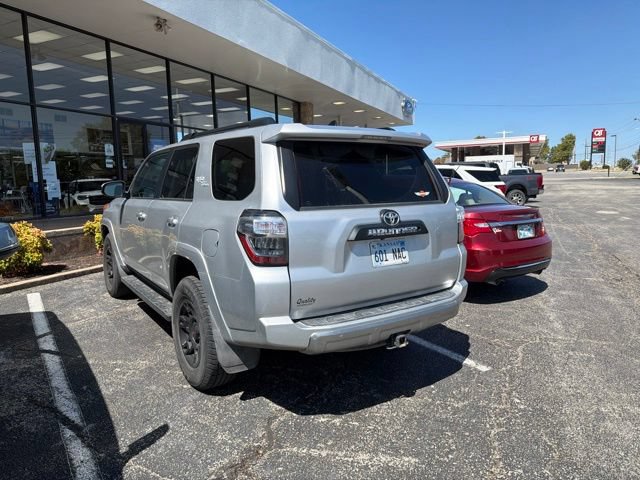 Used 2020 Toyota 4Runner TRD Off-Road AWD/4WD image 4