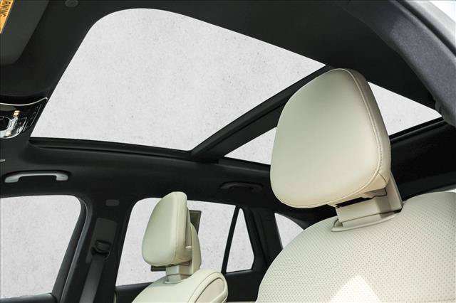 Certified 2026 Mercedes-Benz GLC 300 4MATIC image 13