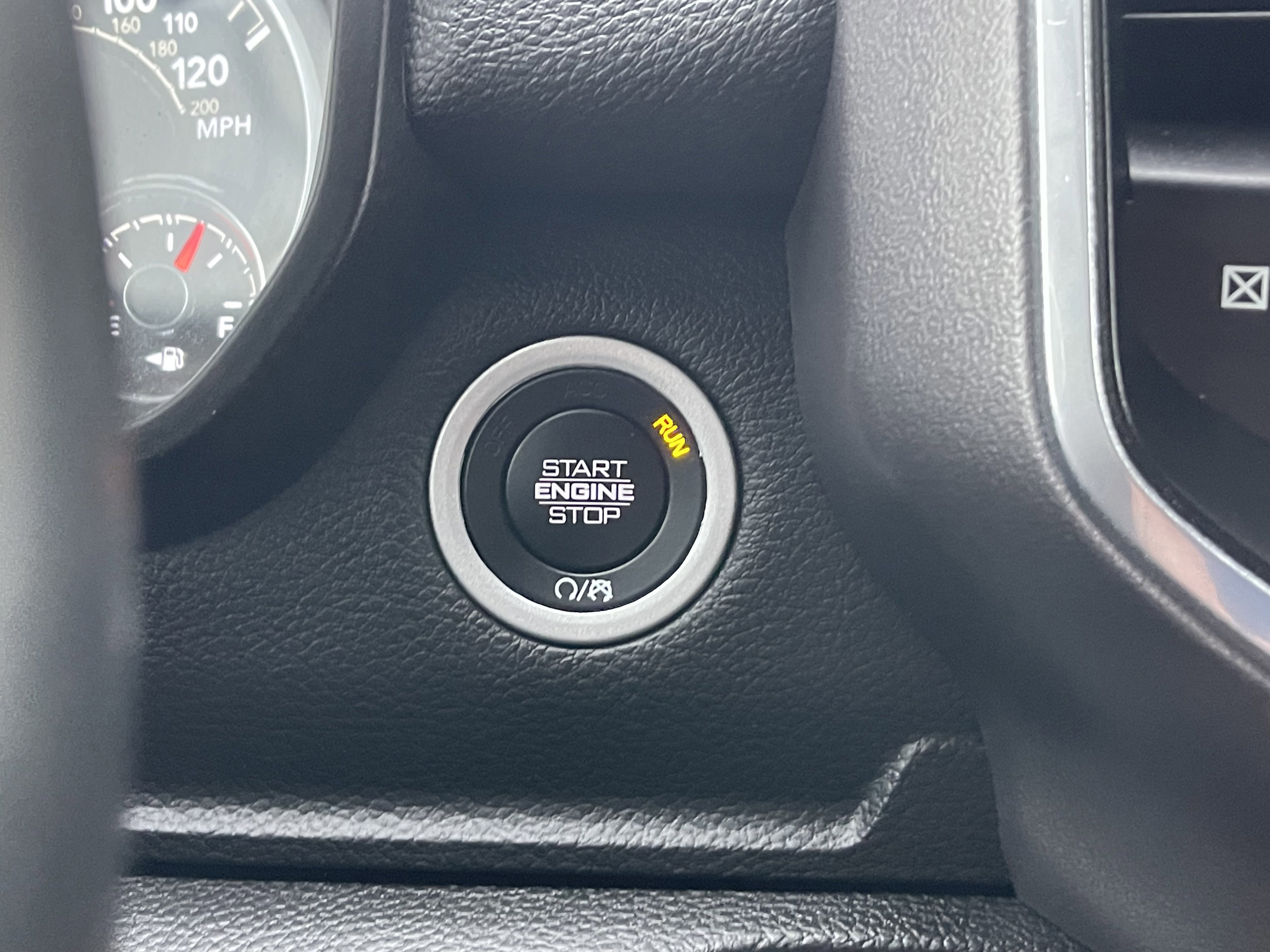 Used 2023 RAM 1500 Laramie image 34