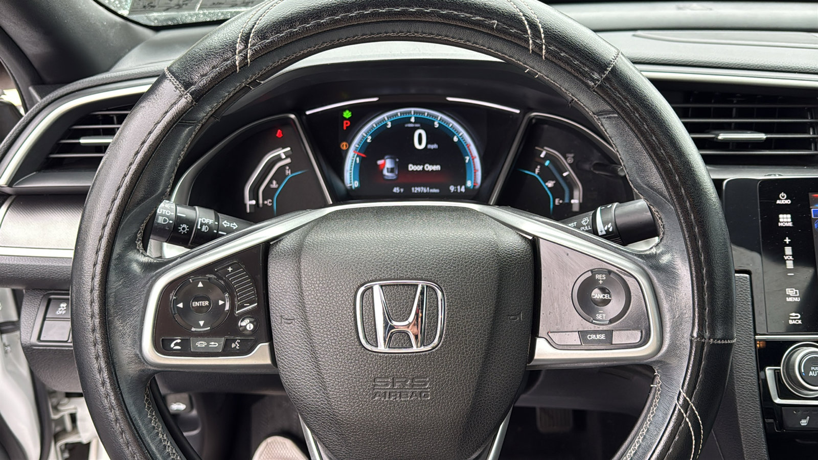 Used 2017 Honda Civic EX-L image 9