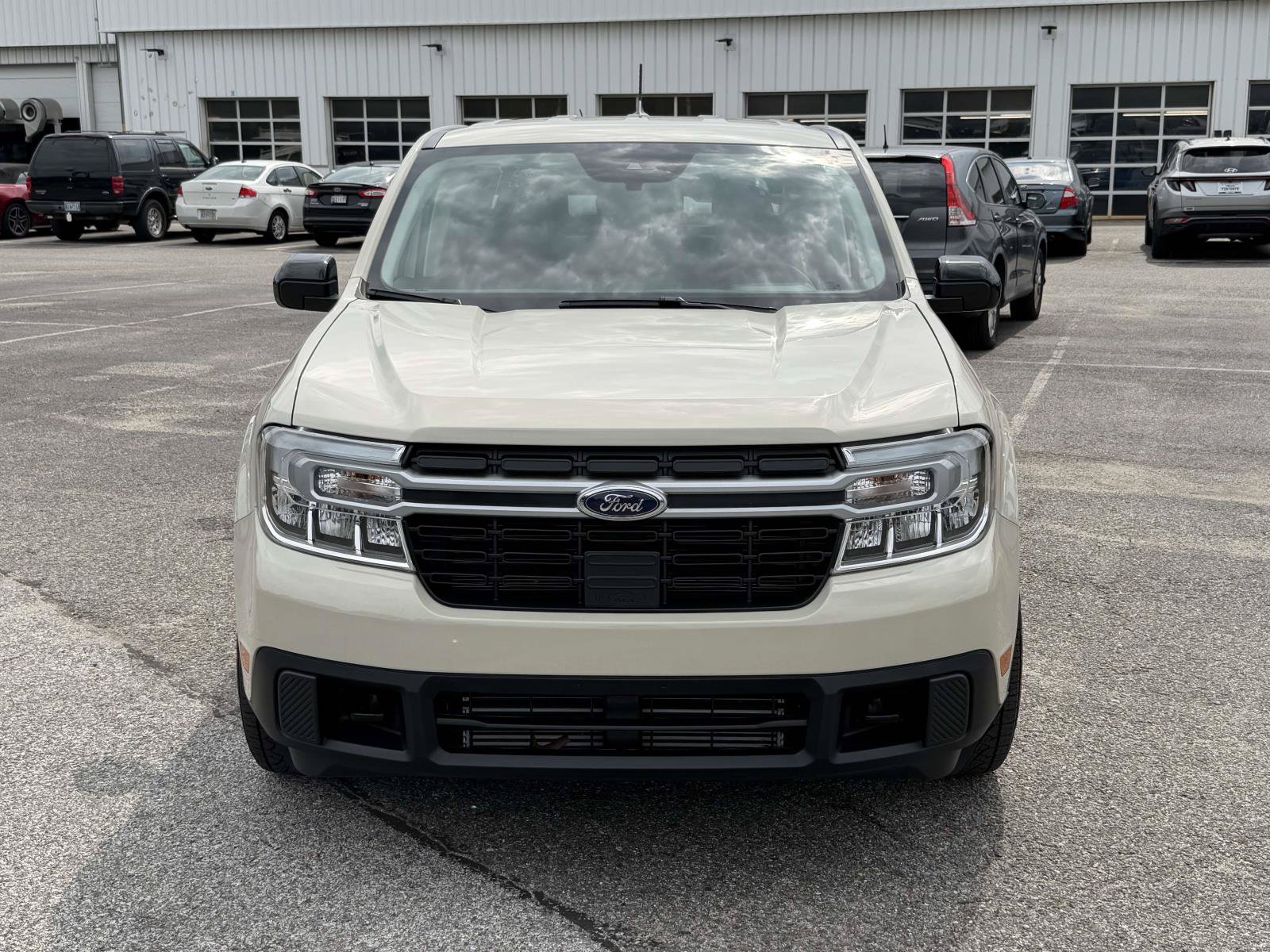 Used 2024 Ford Maverick Lariat w/ FX4 Off-Road Package AWD/4WD image 6