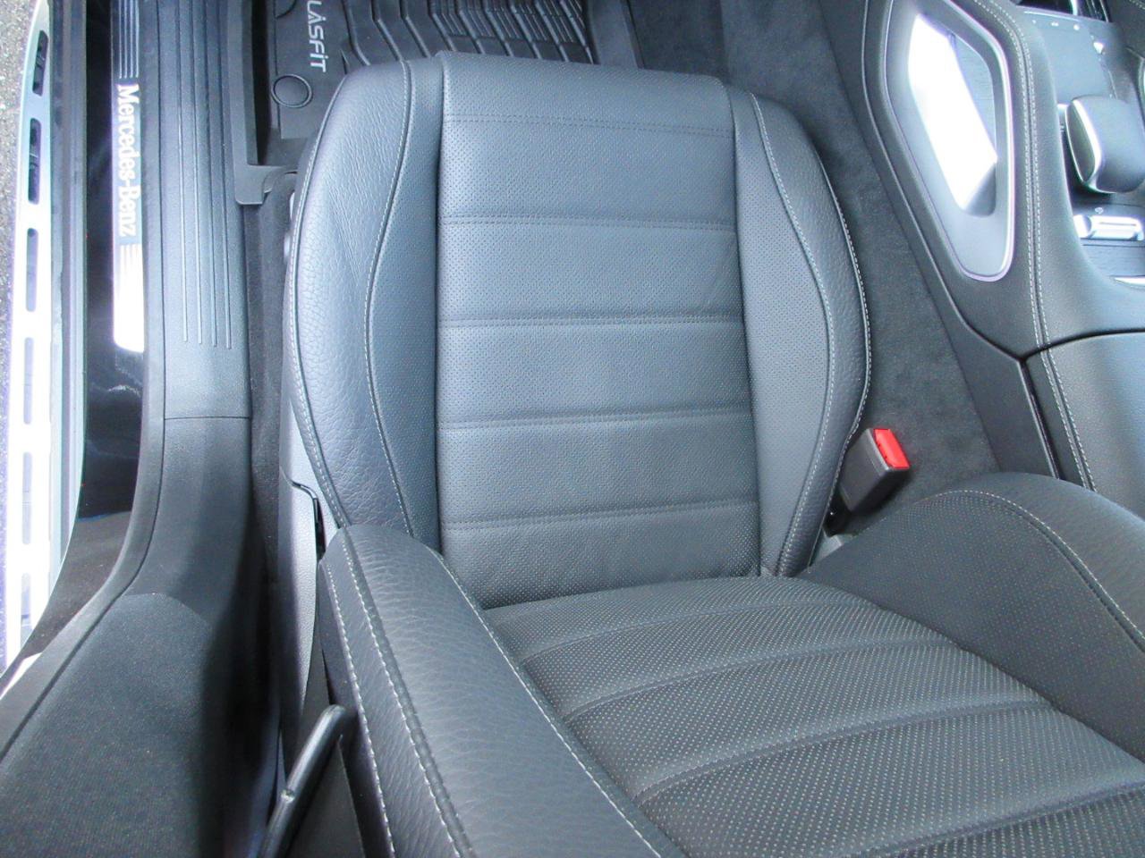 Used 2025 Mercedes-Benz GLE 580 4MATIC image 10
