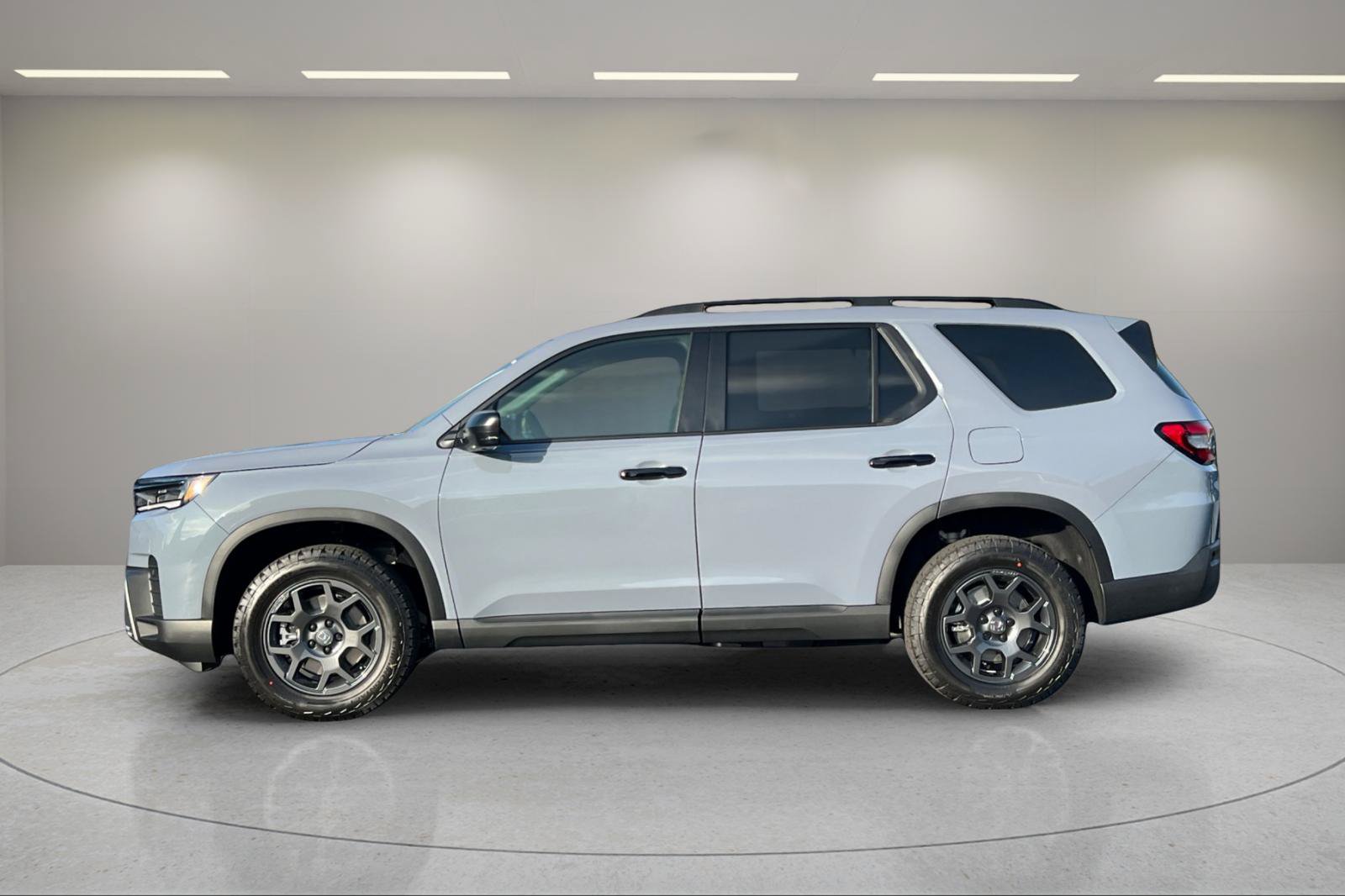 New 2026 Honda Pilot TrailSport image 6