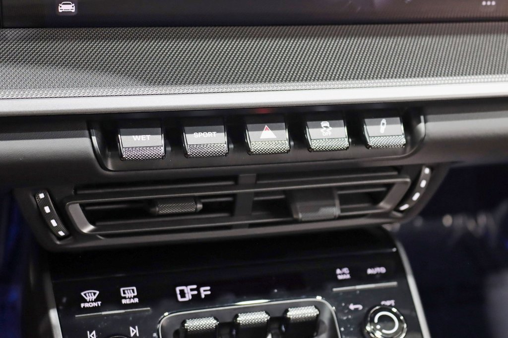 Used 2023 Porsche 911 Carrera image 25