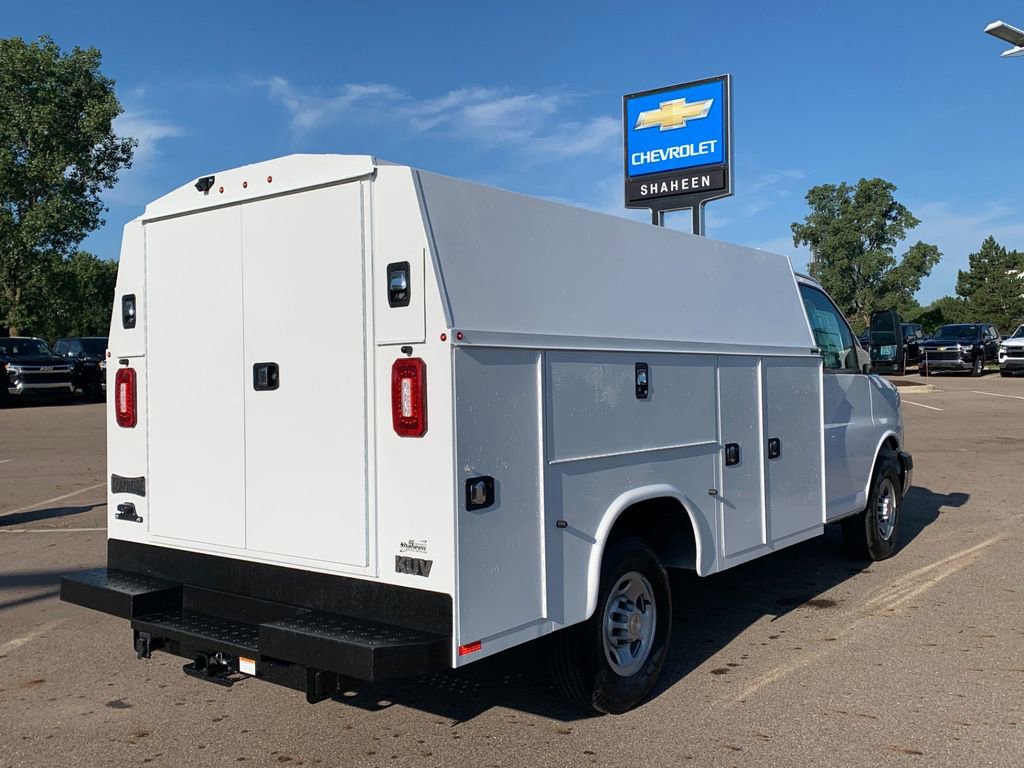 New 2025 Chevrolet Express 3500 Work Van w/ Power Convenience Package RWD image 7