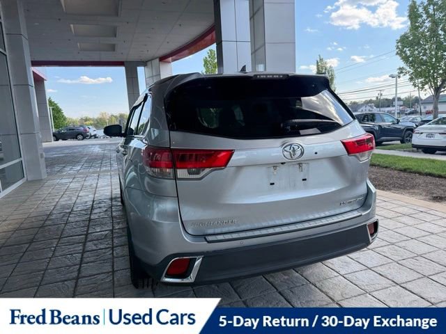 Used 2019 Toyota Highlander Limited AWD/4WD image 8