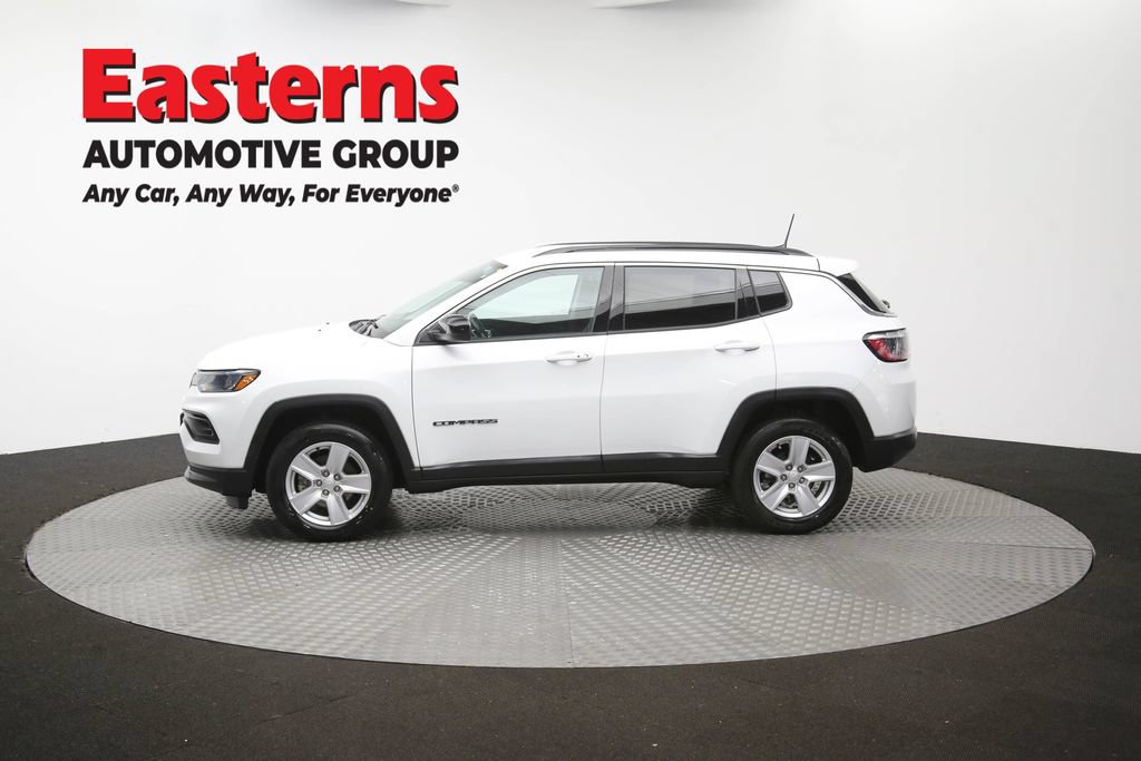 Used 2022 Jeep Compass Latitude w/ Convenience Group AWD/4WD image 59