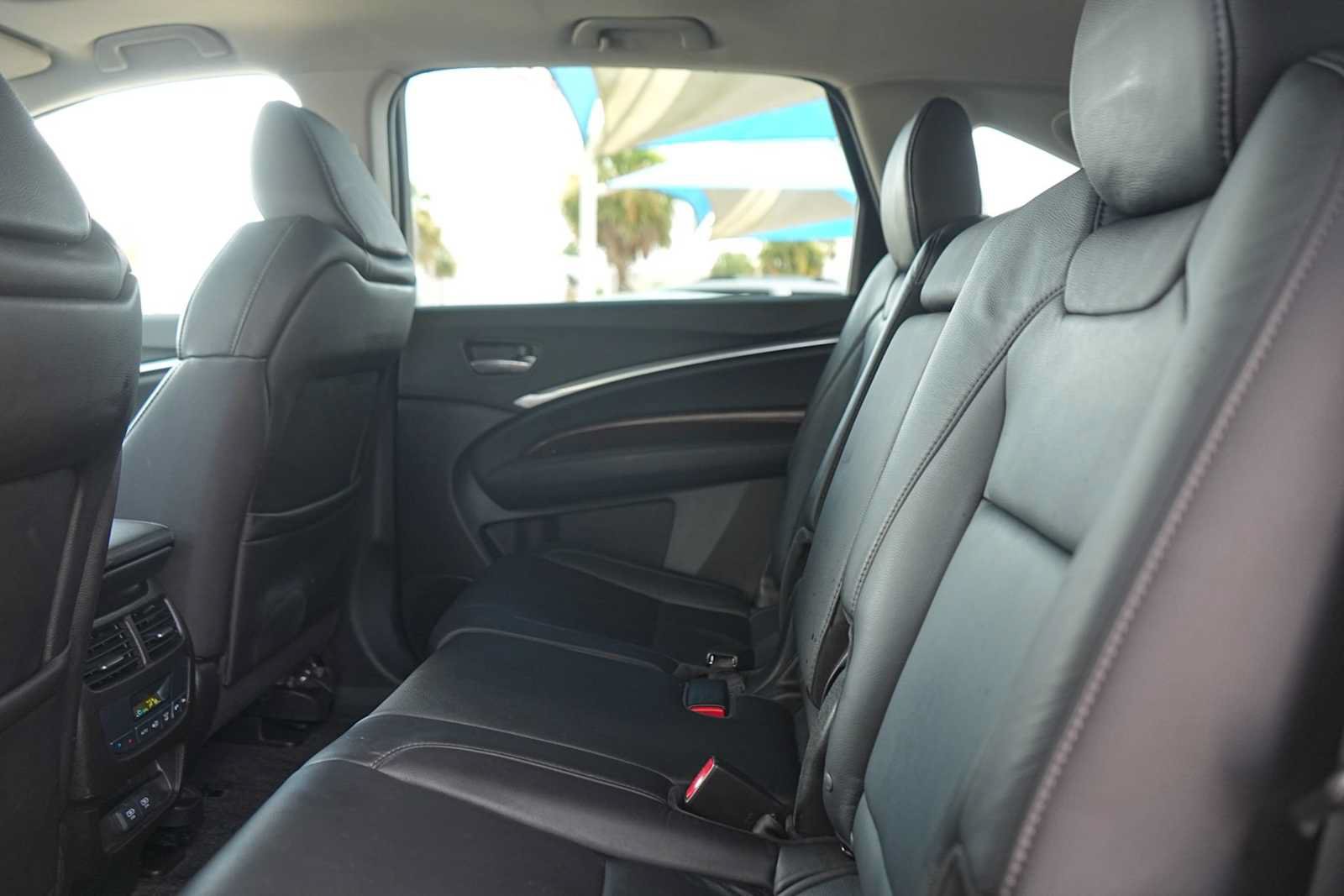 Used 2018 Acura MDX w/ Technology Package FWD image 14