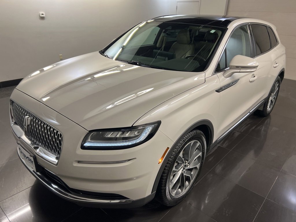 Certified 2022 Lincoln Nautilus Reserve image 3