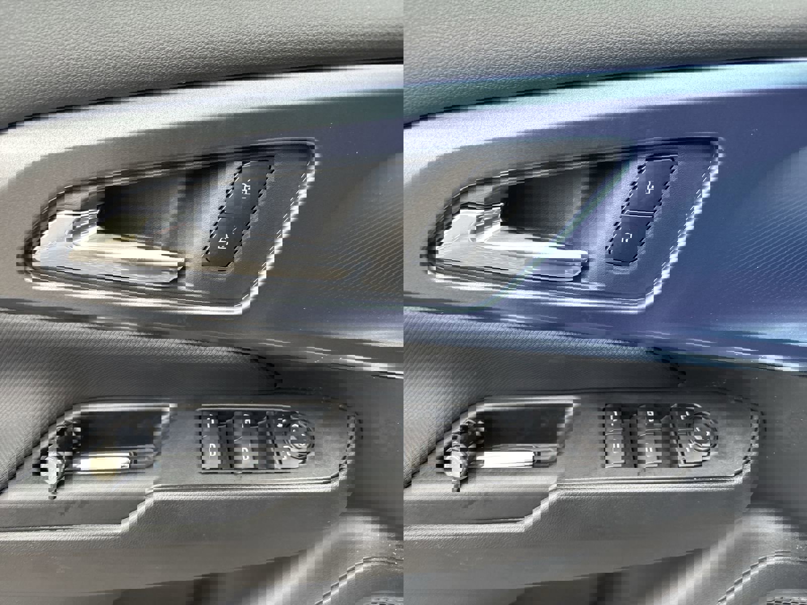 New 2026 Chevrolet Equinox EV LT image 16