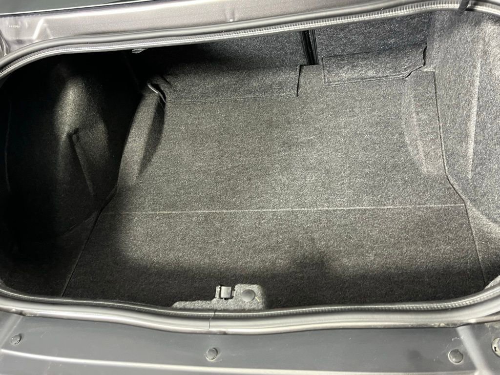 Used 2023 Dodge Challenger R/T w/ Plus Package image 31