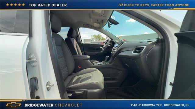 Used 2019 Chevrolet Equinox LT w/ Lights and Bright Package AWD/4WD image 17