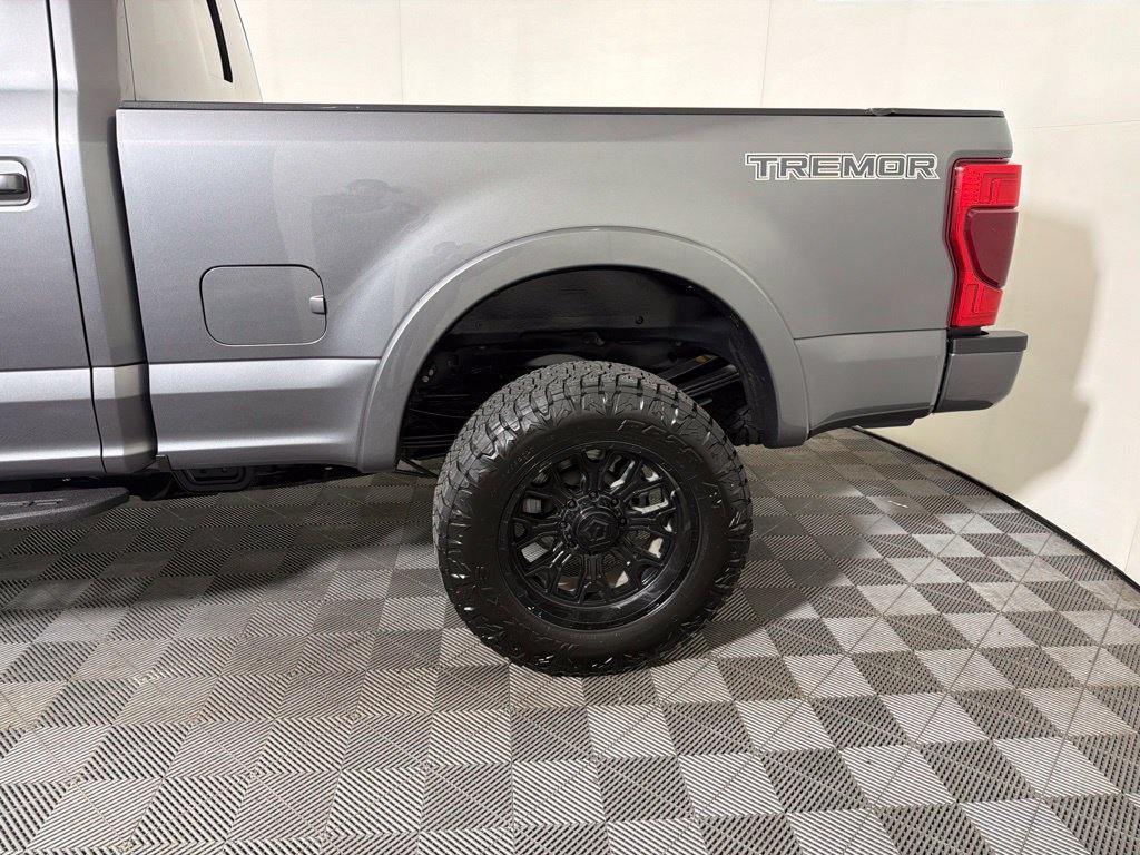 Used 2022 Ford F250 Lariat w/ Tremor Off-Road Package AWD/4WD image 5