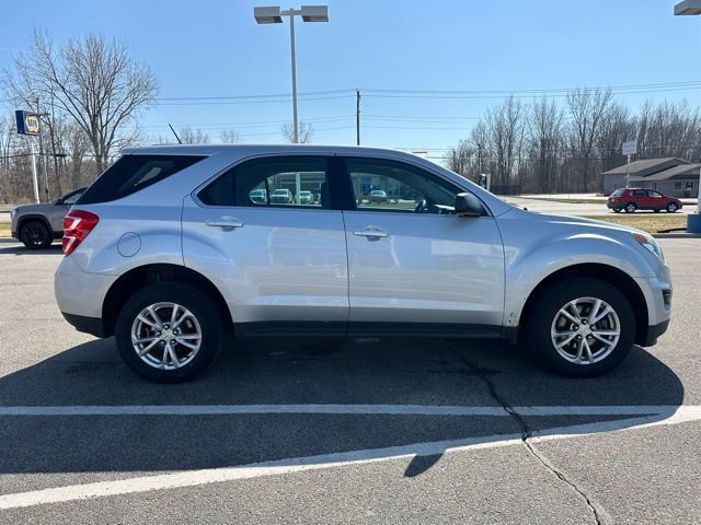 Used 2017 Chevrolet Equinox LS image 5