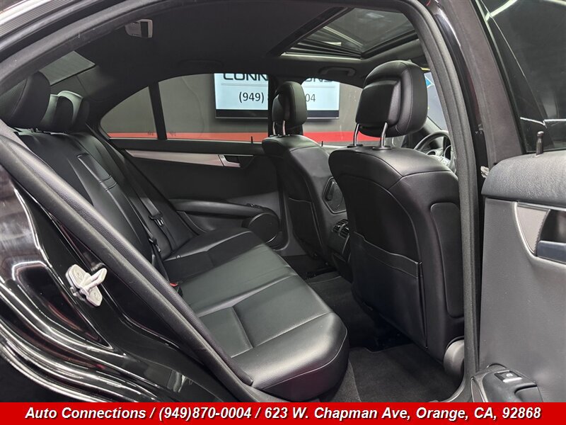 Used 2013 Mercedes-Benz C 250 Sedan image 8