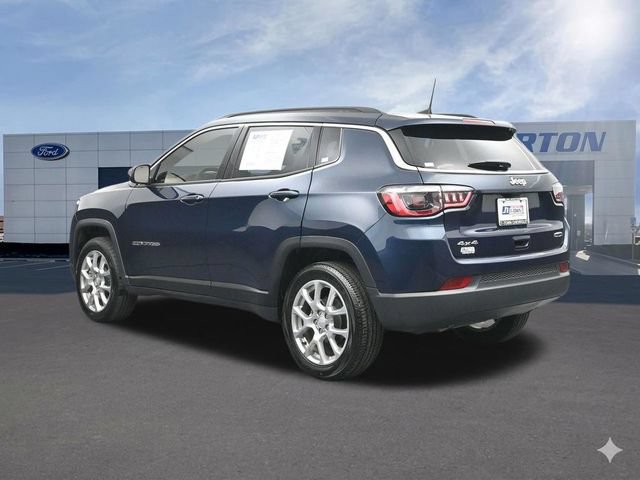 Used 2024 Jeep Compass Latitude AWD/4WD image 10