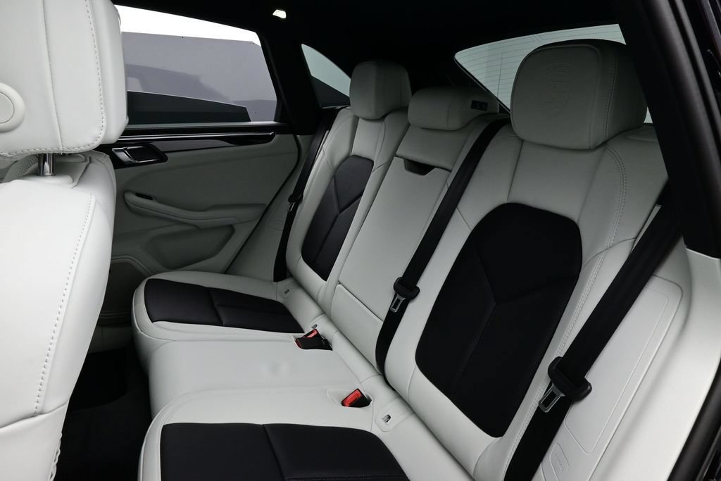 New 2026 Porsche Macan S AWD/4WD image 14