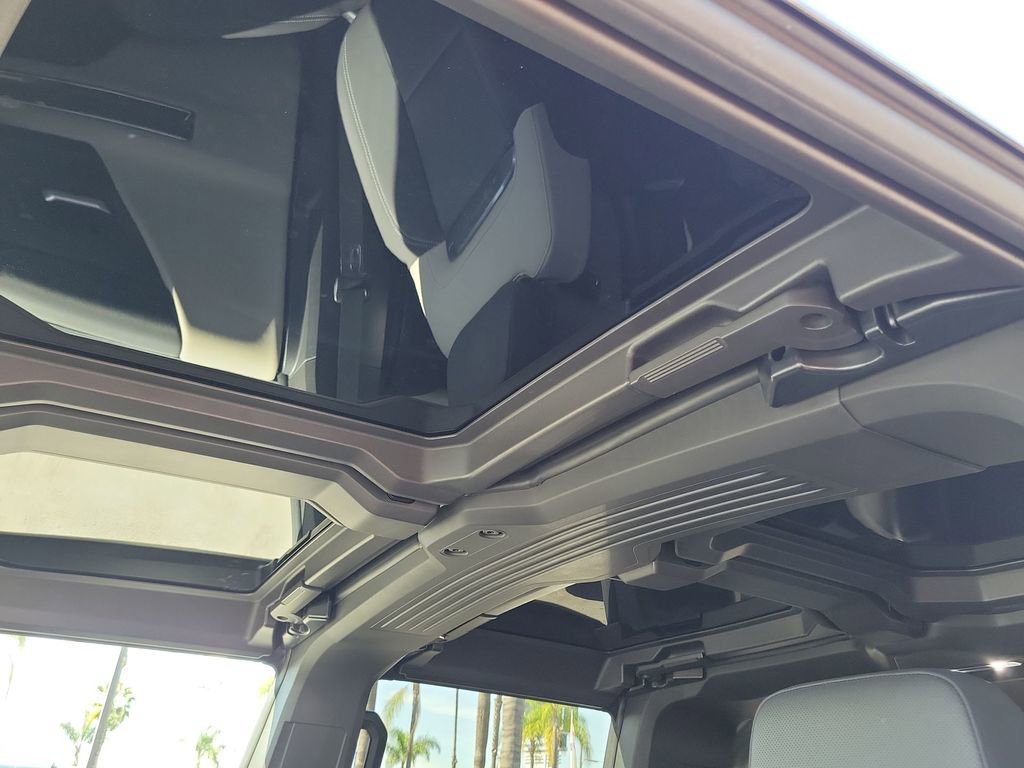 Used 2026 GMC Hummer EV SUV image 18