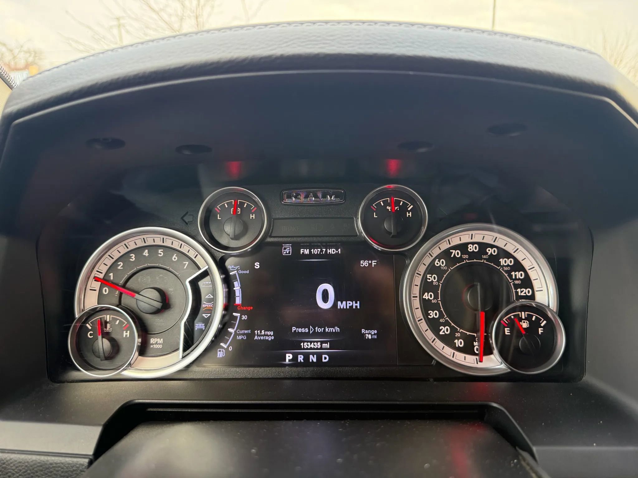 Used 2015 RAM 2500 Laramie w/ Black Appearance Group AWD/4WD image 19
