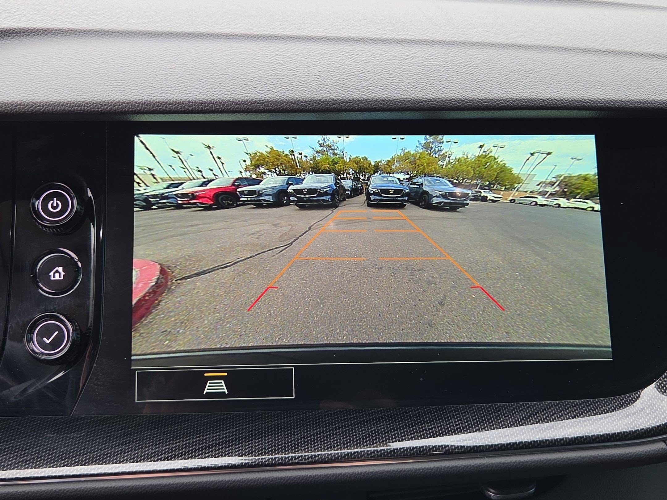Certified 2022 Buick Envision Preferred FWD image 18