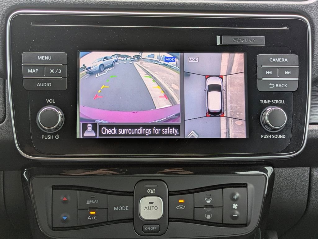 Used 2019 Nissan Leaf SL w/ SL Technology Package image 21