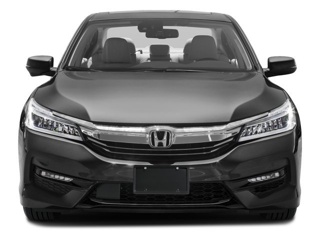 Used 2017 Honda Accord Touring image 4