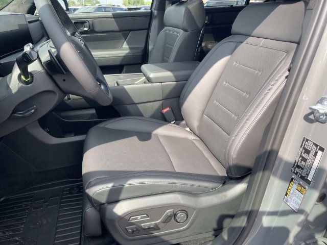 New 2027 Hyundai Santa Fe Calligraphy FWD image 22