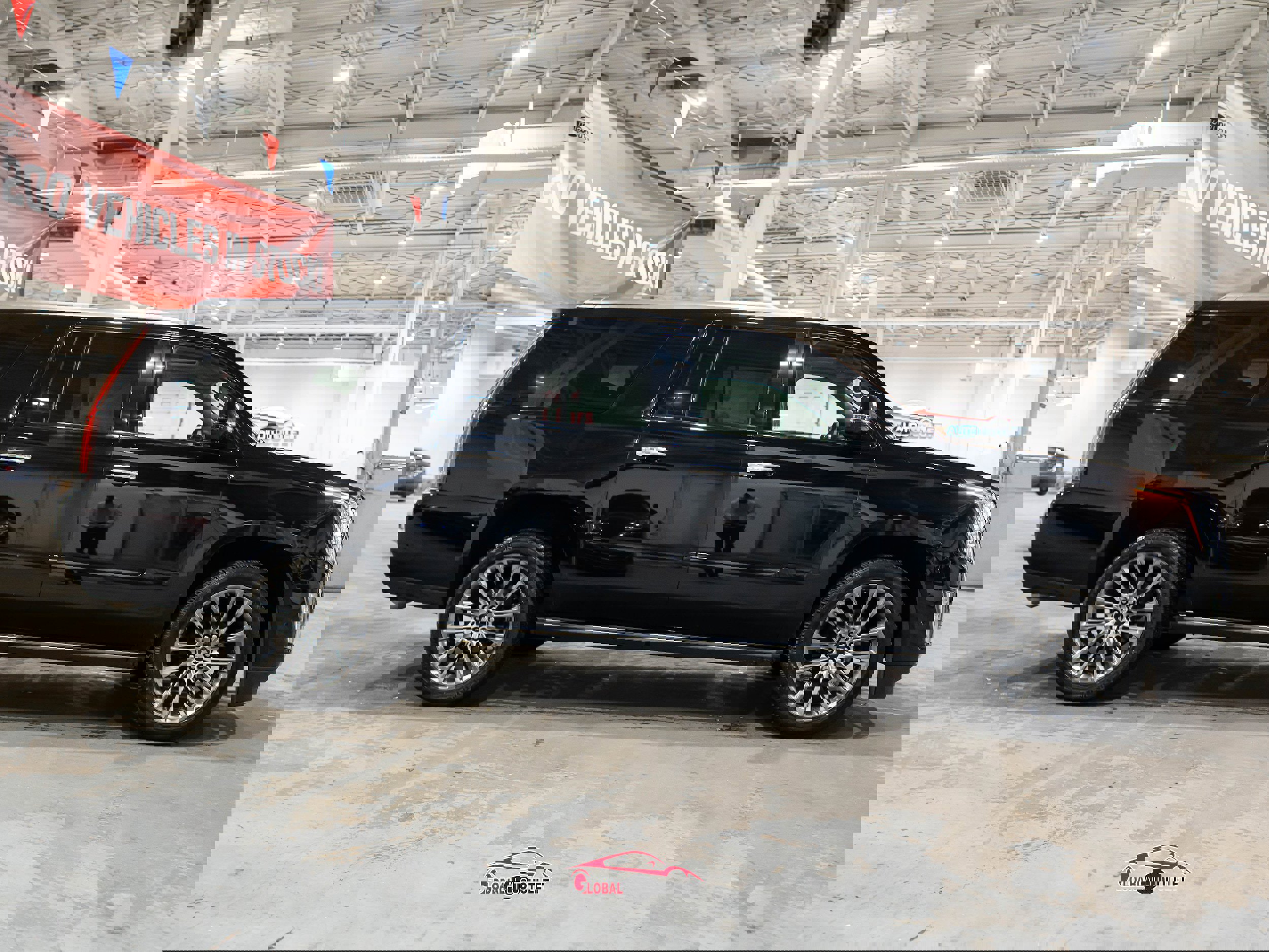 Used 2020 Cadillac Escalade ESV Premium Luxury w/ Escalade Sport Edition image 8