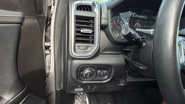 Used 2025 RAM 1500 Laramie AWD/4WD image 21