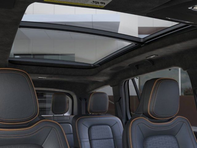 New 2025 Lincoln Aviator Black Label w/ Black Label Special Edition AWD/4WD image 22