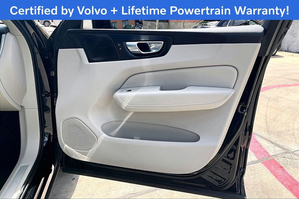 Certified 2023 Volvo XC60 B5 Plus w/ Climate Package image 25