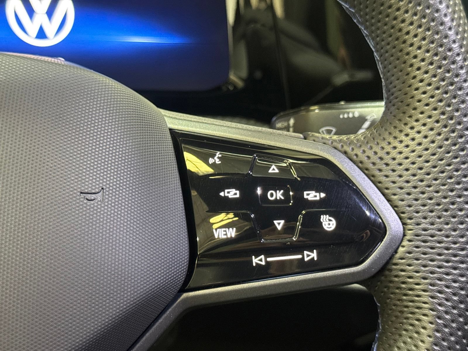 Used 2024 Volkswagen Golf R AWD/4WD image 26