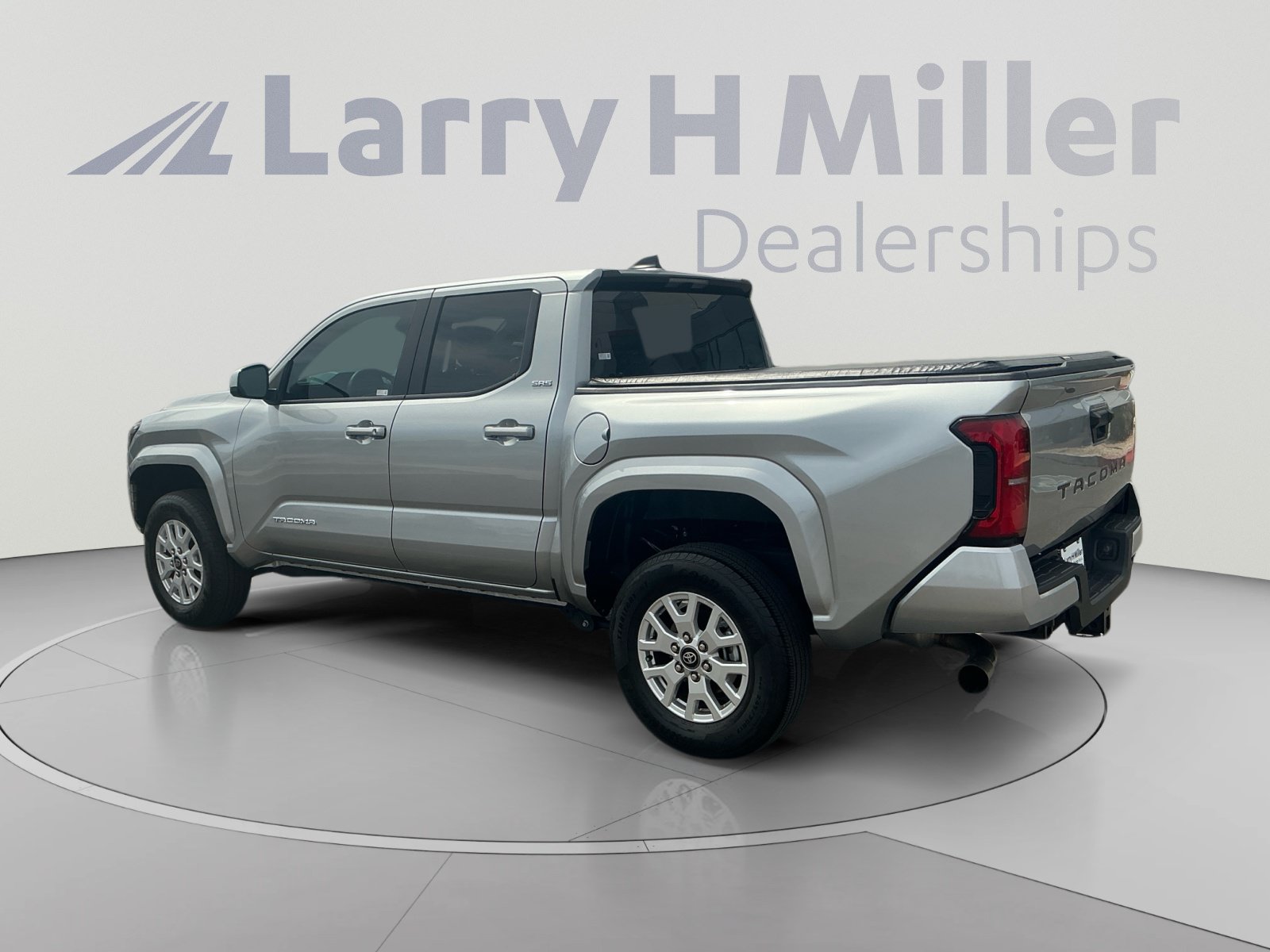 Certified 2026 Toyota Tacoma SR5 RWD image 3