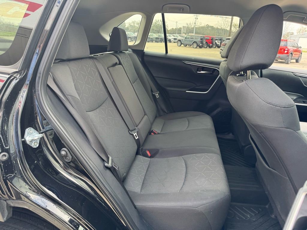 Used 2024 Toyota RAV4 XLE image 21