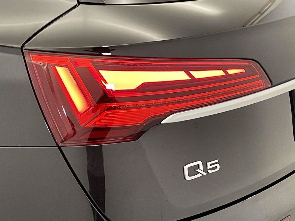 Certified 2023 Audi Q5 2.0T Premium Plus w/ Premium Plus Package AWD/4WD image 16