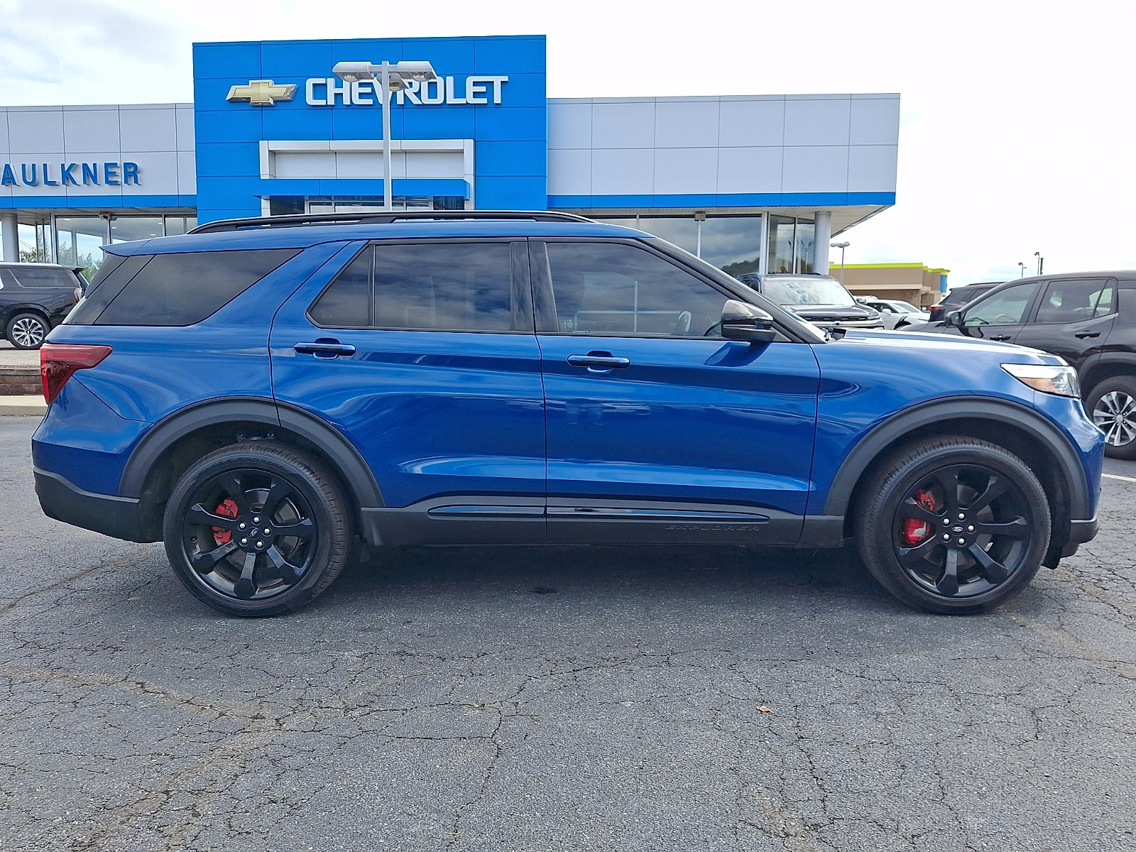 Used 2023 Ford Explorer ST w/ Equipment Group 401A AWD/4WD image 7