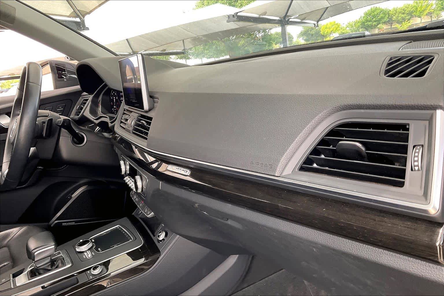 Used 2018 Audi Q5 2.0T Premium Plus w/ Premium Plus Package AWD/4WD image 19