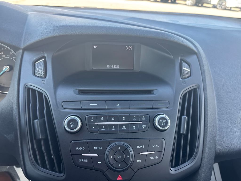 Used 2016 Ford Focus SE image 23