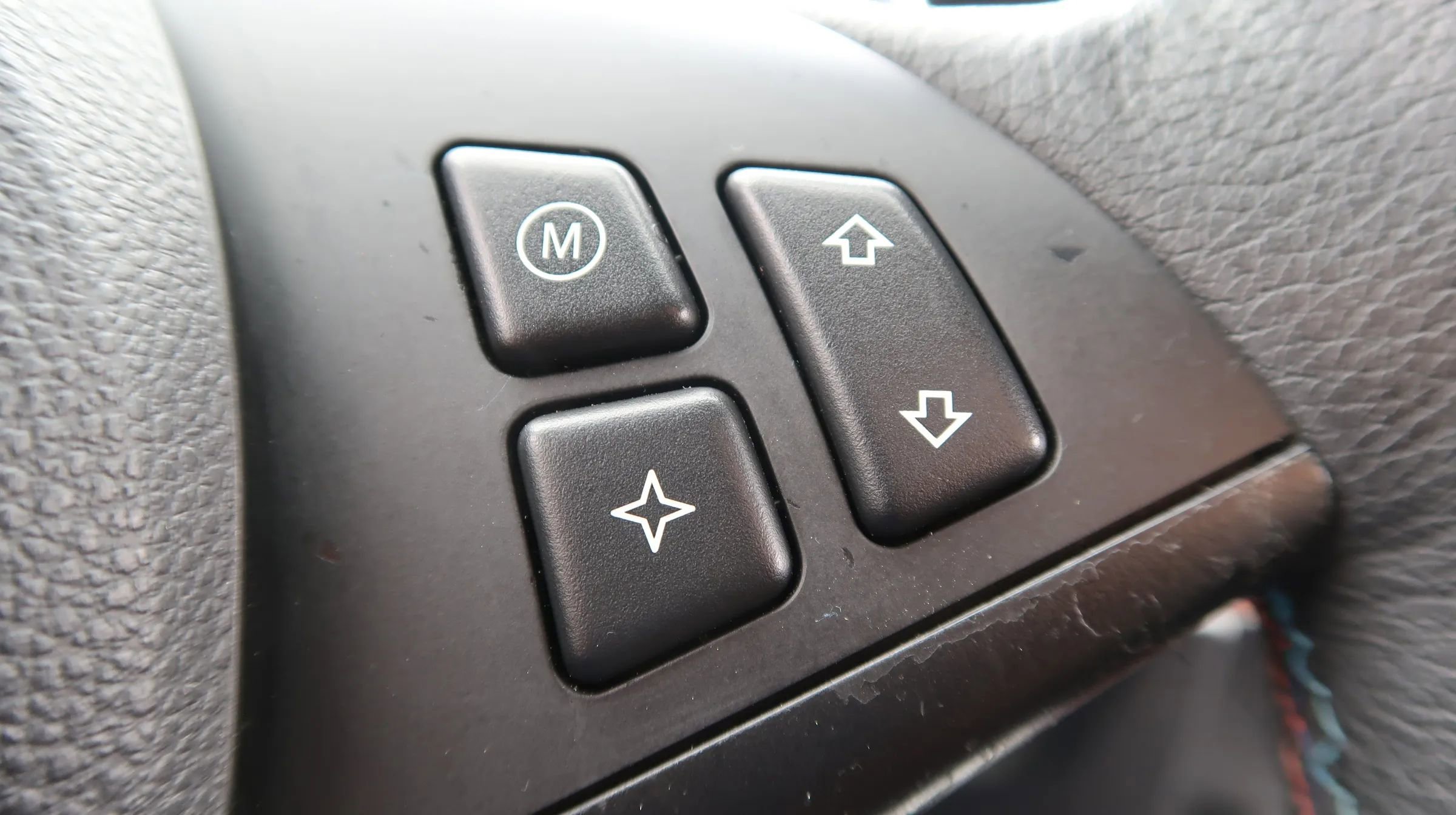 Used 2008 BMW M5 RWD image 32