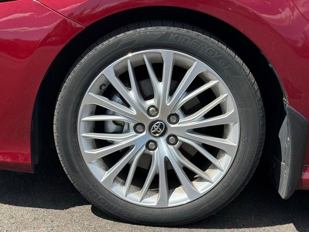 Used 2018 Toyota Camry XLE w/ Audio Package FWD image 9