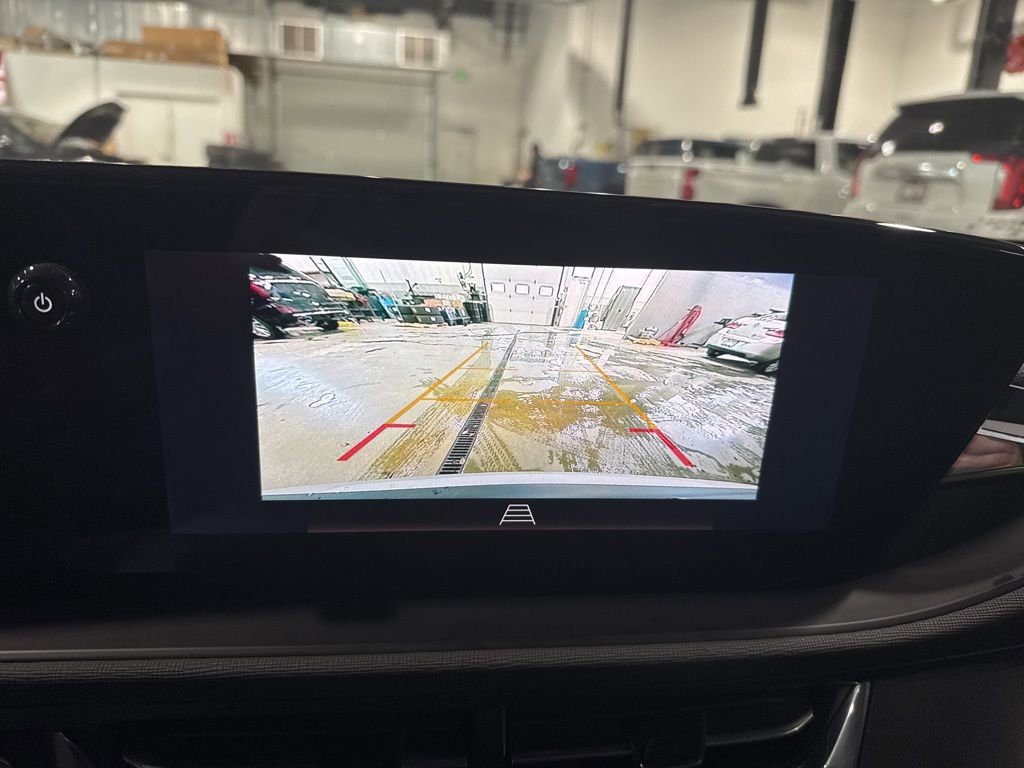 Certified 2025 Buick Envista Preferred image 11