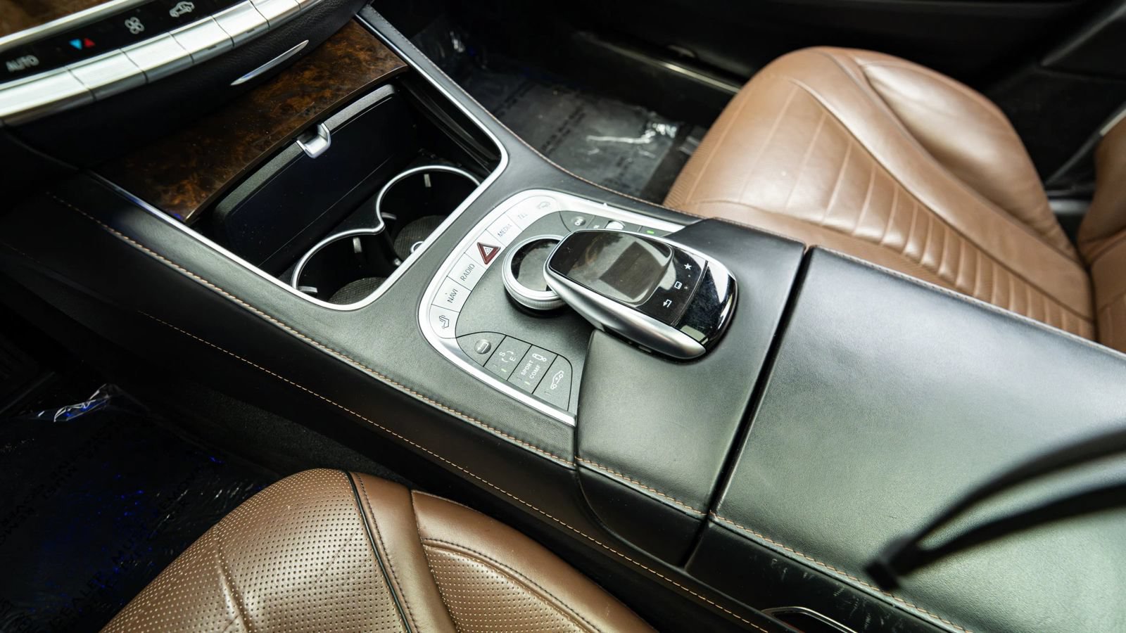 Used 2015 Mercedes-Benz S 550 4MATIC Sedan image 43