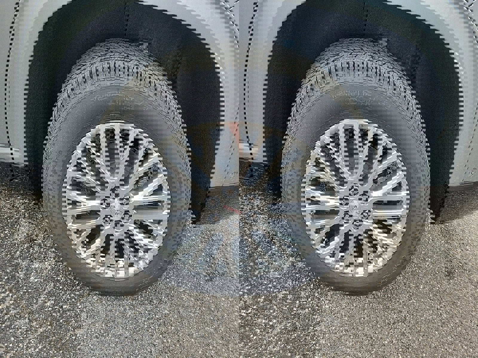 New 2026 GMC Acadia Denali w/ Super Cruise Package image 8